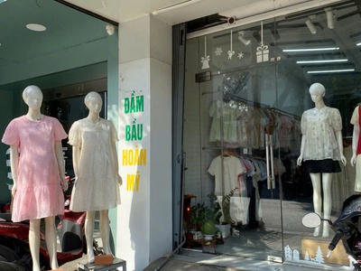 Sang shop đầm bầu thời trang mặt tiền đường cách mạng tháng 8, phường 5, quận tân bình, hcm 1