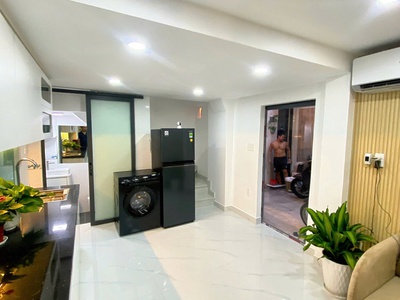 Chính chủ bán nhà ở khu phố ẩm thực phan xích long bình thạnh. 6,95 tỷ. lh:0934503161. 6