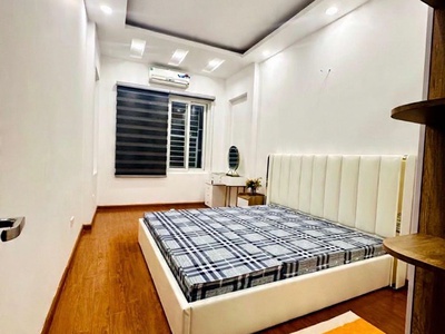 Bán nhà đào tấn 36m x5 tầng 10,5 tỷ-ngõ ba gác,20m ô tô tránh 1