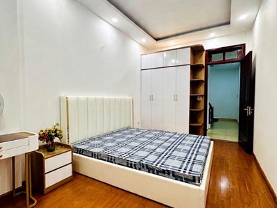 Bán nhà đào tấn 36m x5 tầng 10,5 tỷ-ngõ ba gác,20m ô tô tránh 2