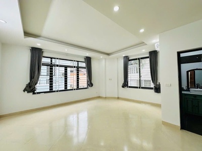 Hoàng hoa thám 52m x5 tầng 12 tỷ lô góc,ngõ rộng 3m nở hậu ,gần ô tô tránh 1