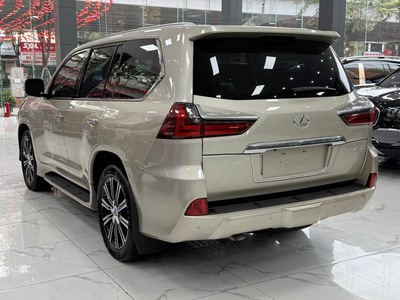 Bán Lexus LX570 Nhập Mỹ, lăn bánh 5 vạn. Xe siêu mới. 2