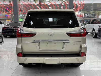 Bán Lexus LX570 Nhập Mỹ, lăn bánh 5 vạn. Xe siêu mới. 3