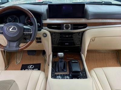 Bán Lexus LX570 Nhập Mỹ, lăn bánh 5 vạn. Xe siêu mới. 8