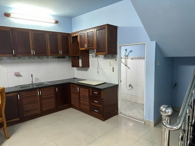 Cho thuê nhà hẻm ô tô Đường Số 9,P.Linh Tây,1 trệt 1 lầu,4PN 2WC,DT 5x18m,giá 10tr/tháng 3