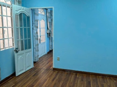 Cho thuê nhà nguyên căn hẻm 102 Đường Số 9,P.Linh Tây,2PN 2WC,giá 7tr/tháng 12