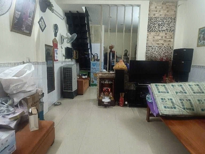 O1912 sát chợ lạc quang q12, shr, vuông, hxh, 8x11m, 6.x tỷ 1