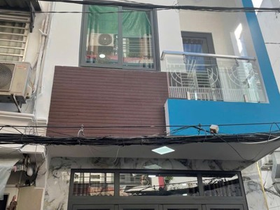 Bán nhà đẹp 1 trệt 2 lầu hẻm 6m lạc long quân, p.10, tân bình tặng nội thất - giá chỉ 3.9 tỷ 0