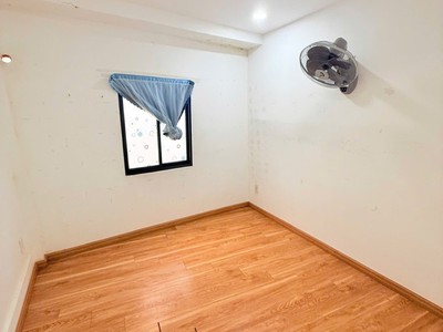 Ngay cmt8 - phạm văn hai, 33m2 2 tầng 2pn lô góc cực thoáng, nở hậu hoàn công đủ, chào chỉ 4.1 tỷ tl 3