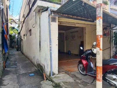 Nhà góc 2 tầng mt phạm thế hiển số lẻ p6q8. giá 6.68 tỷ 2