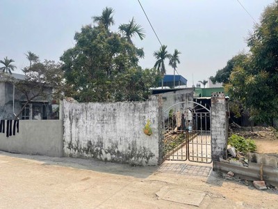 100m  đất bìa đỏ tdp ninh hải   ngang 5,5m   đường 8m   giá 2,3xx tỷ  hàng hiếm khu dân cư  zalo 3