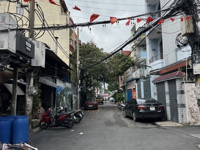 Bán nhà c4 hxh gò dầu tân phú,  127m   4.8m x 18m, sát mặt tiền, gần chợ tân phú chỉ 13.7 tỷ. 0