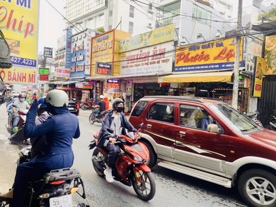 Ngã 3 lê trọng tấn mặt tiền kinh doanh 112m nở hậu giá tốt nhỉnh 9 0