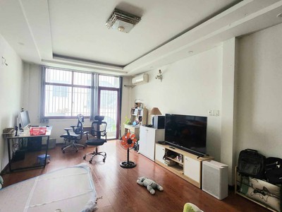 Nhà hxh đường 3 tháng 2 phường 14 quận 10 cũ. 4