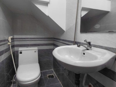 Bán nhà đẹp 1 trệt 2 lầu hẻm 6m lạc long quân, p.10, tân bình tặng nội thất - giá chỉ 3.9 tỷ 3