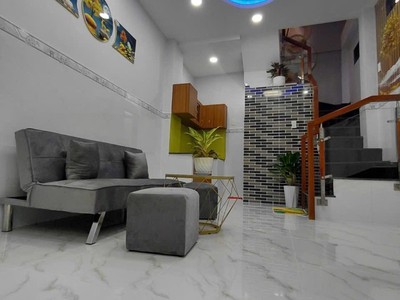 Bán nhà đẹp 1 trệt 2 lầu hẻm 6m lạc long quân, p.10, tân bình tặng nội thất - giá chỉ 3.9 tỷ 1