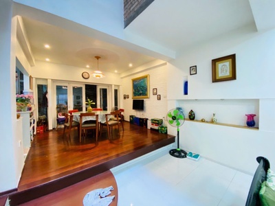 Siêu phẩm hiếm, bán nhà nhật chiêu tây hồ, ô tô tránh, diện tích 110m, mặt tiền rộng, xây apartment 1