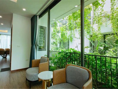 Gia đình bán căn biệt thự 2 mặtđường : night street - flamingo đại lải resort- giá tốt 2