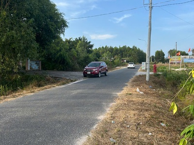 Bán 15m x 40m đất odt mặt tiền cù chính lan, lagi giá rẻ nhất 133 triệu/m ngang 0