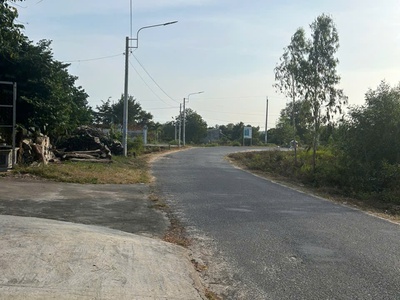 Bán 15m x 40m đất odt mặt tiền cù chính lan, lagi giá rẻ nhất 133 triệu/m ngang 2