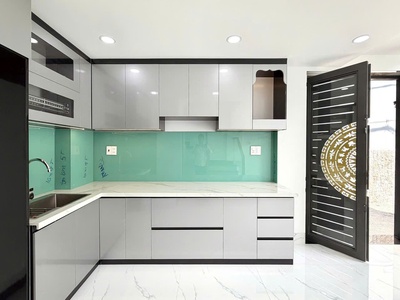 Chính chủ xây mới - căn góc - tặng full nôi thất - phú nhuận - thích quảng đức - 5 tầng btct - bán 2