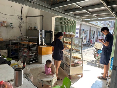 Bán gấp căn nhà c4 mặt tiền kinh doanh sầm uất, thôn giai lạc - tổ 2, quang minh 0