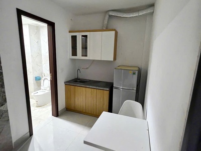 Cho thuê ccmn 1pn 1pk thoáng tại chỉ 4tr ngõ 603 lạc long quân, tây hồ 3