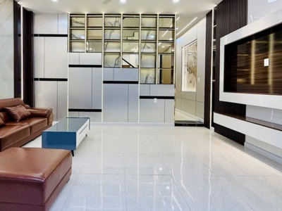 Bán căn nhà mặt tiền hẻm thạnh xuân 33 quận 12 dt 5,5 x 9,5m 1 trệt 3 lầu , 4 pn , sân thượng 1