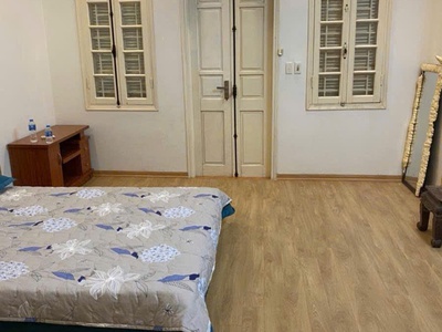 Quan hoa ngõ thông, gần phố - diện tích 33m2 6 tầng mặt tiền 4.4m giá 9.98 tỷ 2