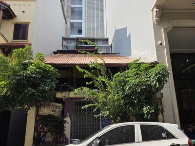 Siêu Hiếm Mặt Phố Khu Yết Kiêu MT 7M 150M2 105 Tỷ 1 Sổ 1 Chủ Ô TÔ 2 Chiều 1