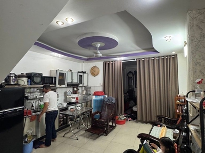 CHẠM 10 TỶ - CÓ NHÀ NGAY KHU ẨM THỰC LỮ GIA - NTĐ PHÚ THỌ - 80m2, 3 tầng, hẻm nhựa ô tô đỗ cửa. 2