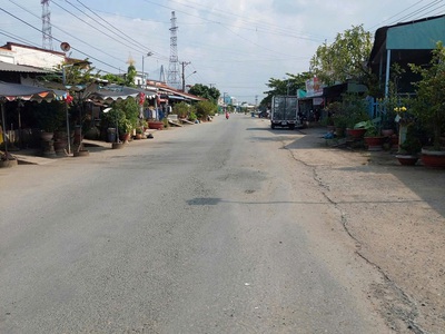 Chính chủ cần tiền, bán gấp gấp ngôi nhà đầy tâm huyết . nhà còn rất mới, hành nghề thẩm mỹ . 3