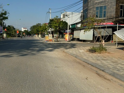 Hot    s ở hữu ngay lô đất đẹp - giá tốt - vị trí đắc địa tại  đường dục tú 2