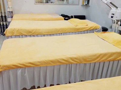 Chính chủ cần tiền, bán gấp gấp ngôi nhà đầy tâm huyết . nhà còn rất mới, hành nghề thẩm mỹ . 4