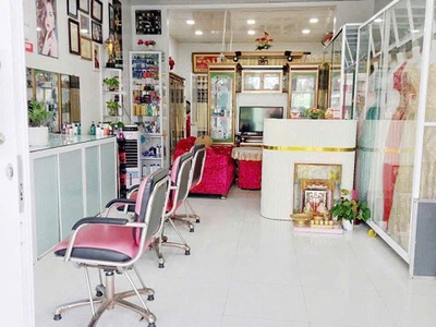 Chính chủ cần tiền, bán gấp gấp ngôi nhà đầy tâm huyết . nhà còn rất mới, hành nghề thẩm mỹ . 2