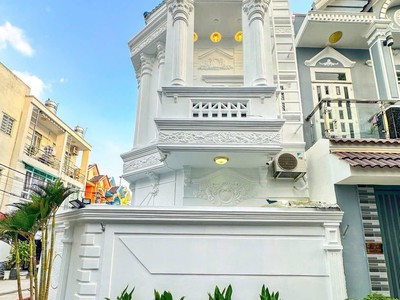 Căn gốc 2mt thoáng không ngập nước . 100 ở ngay hẻm trước nhà 5m-huỳnh tấn phát h.nhà bè 1