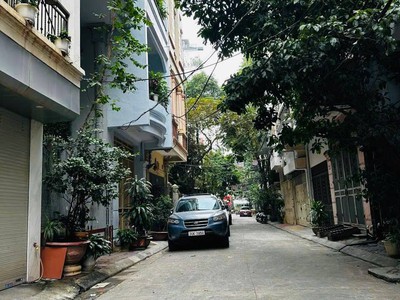 Vị trí đẹp, bán nhà văn cao, ô tô đỗ cửa, ở ngay, chỉ 14 tỷ 0