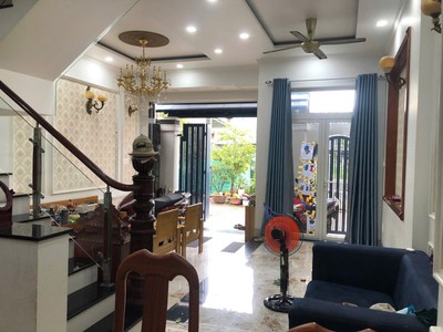 Bán nhà 4 tầng trong ngõ làng tăng phú, q.9, thủ đức, tp hcm. dt 61m2, giá 7,99  tỷ, sổ hồng, 4pn, 1