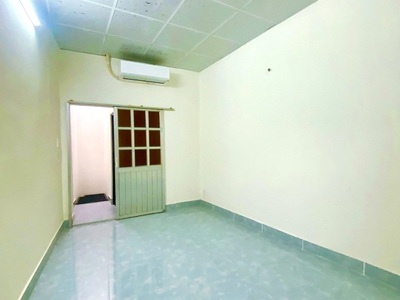 Vừa ở vừa kinh doanh   nhà 2 tầng mặt tiền gần võ văn ngân   giá chỉ 4.45 tỷ 3