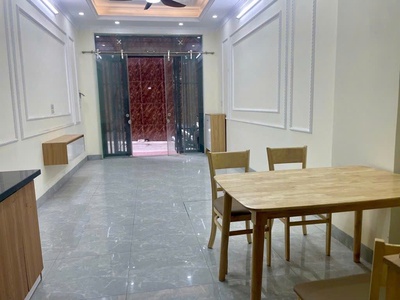 hàng đẹp trung văn gần big c ngõ thông oto tải vào nhà . 5 tầng, 7,35 tỷ đt 0972 078 667 2