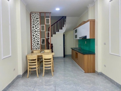 hàng đẹp trung văn gần big c ngõ thông oto tải vào nhà . 5 tầng, 7,35 tỷ đt 0972 078 667 3