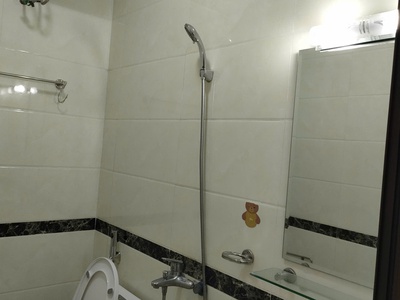 Bán gấp giá rẻ chung cư mai hương 60m, tầng 5, mặt tiền 4m, 2.75 tỷ bạch mai. 2