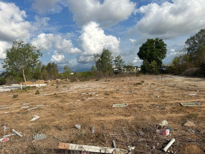 Bán 20m x 49m đất mặt tiền nguyễn thông - lagi - lâm đồng giá gốc 180tr/m ngang 1