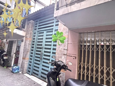 Bán nhà 3 tầng cách 30m ra mt bến vân đồn- giao thương q8 và q1 chỉ 2 phút đến trường nguyễn tất 2