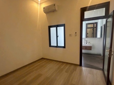 Mặt tiền đường 7.5m gần chợ tân an, công viên, trường học, 3 mê cứng như mới, dòng tiền 12tr 1