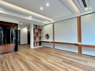 Chủ  NGỘP  Cần tiền ăn tết - Bán gấp căn liền kề 72,5M2 THƯỢNG THANH - FULL NỘI THẤT CAO CẤP 0