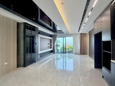 Chủ  NGỘP  Cần tiền ăn tết - Bán gấp căn liền kề 72,5M2 THƯỢNG THANH - FULL NỘI THẤT CAO CẤP 6