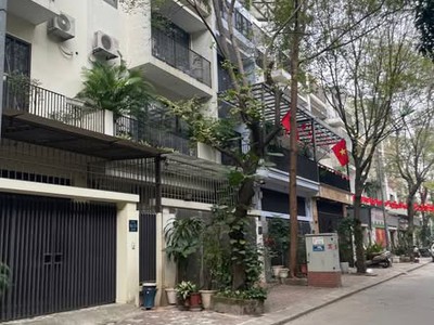 Liền kề trung tâm Mỹ Đình hoàn thiện đẹp 65m2 5 tầng 18 tỷ 0