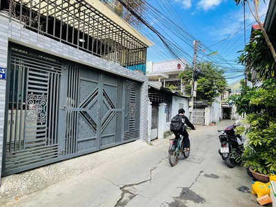 Nhà 3 mặt tiền hẻm Củ Chi   Phường Vĩnh Hải   Gần biển   GIÁ CHỈ 7,8 TỶ 1