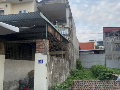 Bán lô đất mặt tiền rộng, tặng nhà, oto vào tận đất, ngõ thông các ngả tại Phủ Thượng Đoạn 0